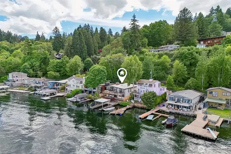 12582 Riviera Place NE Seattle WA 98125