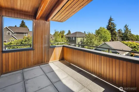 543 N 83rd Street Seattle WA 98103