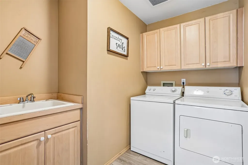8218 NE 125th Court Kirkland WA 98034