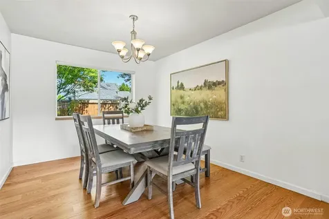 8218 NE 125th Court Kirkland WA 98034