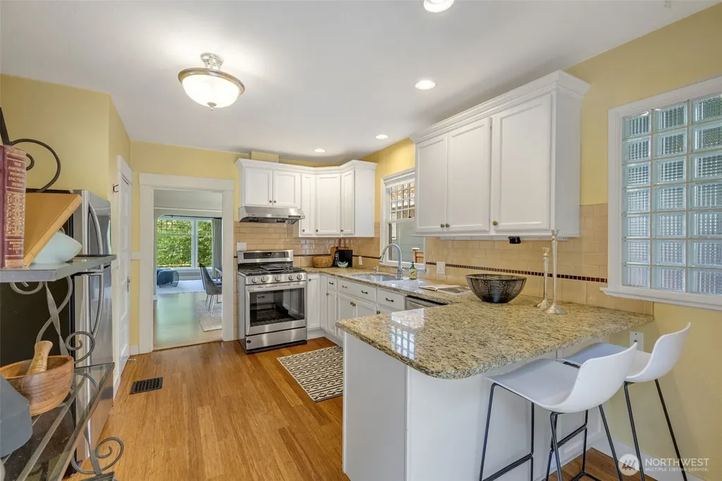 155 Florentia Street Seattle WA 98109