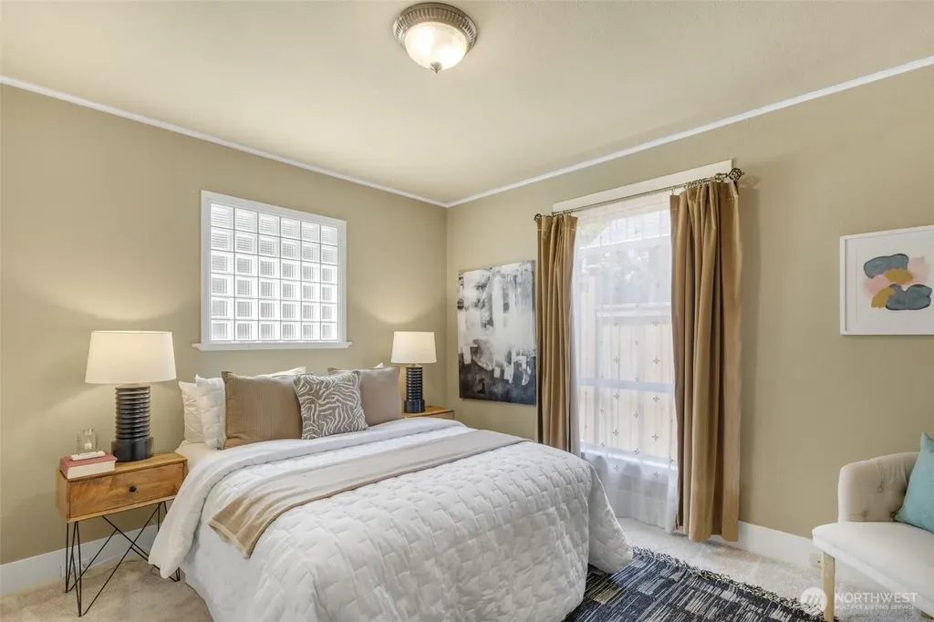 155 Florentia Street Seattle WA 98109