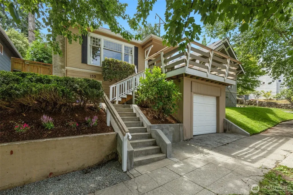 155 Florentia Street Seattle WA 98109