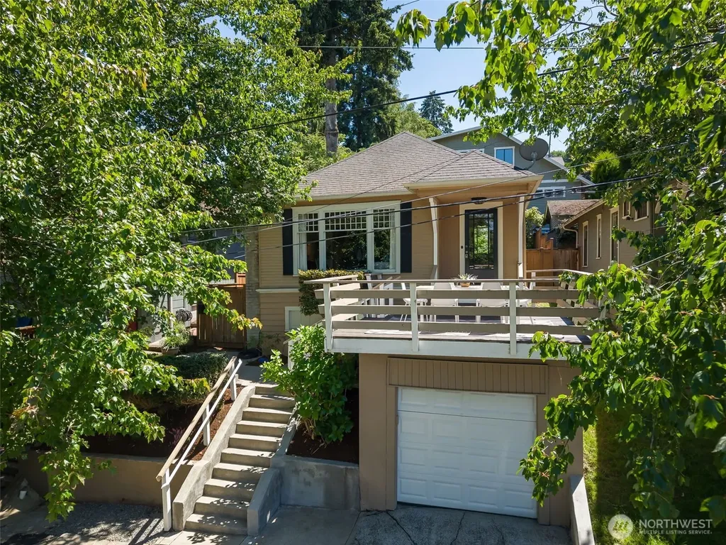 155 Florentia Street Seattle WA 98109