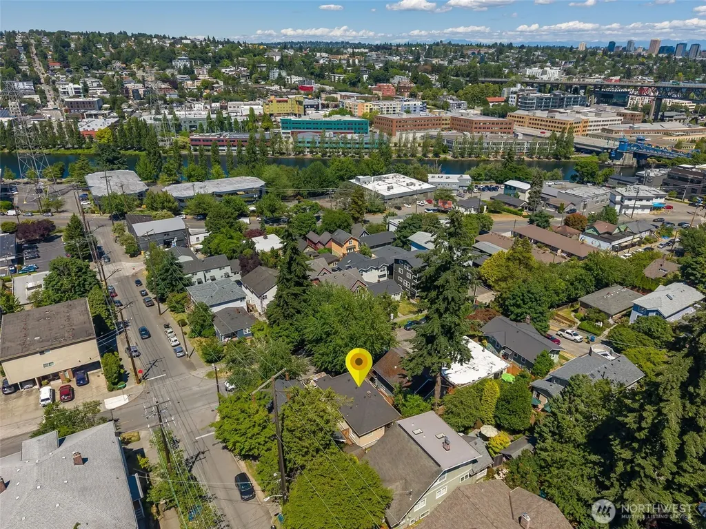 155 Florentia Street Seattle WA 98109