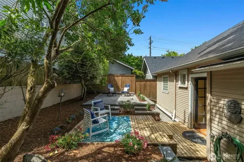 155 Florentia Street Seattle WA 98109