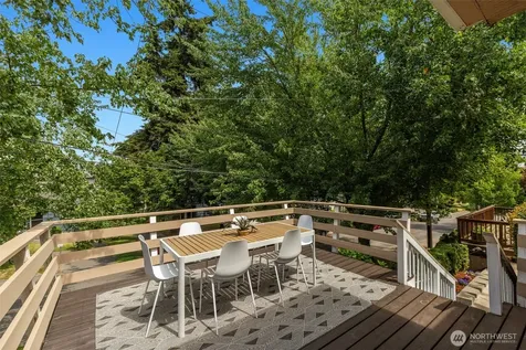 155 Florentia Street Seattle WA 98109