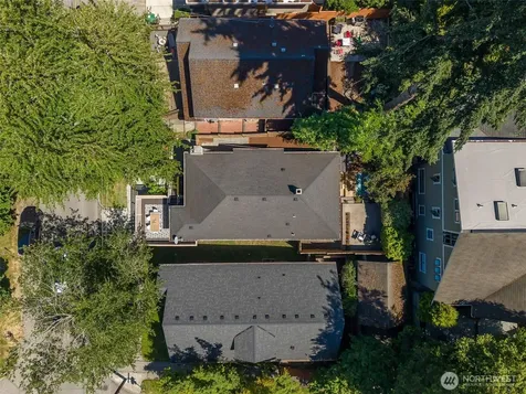 155 Florentia Street Seattle WA 98109
