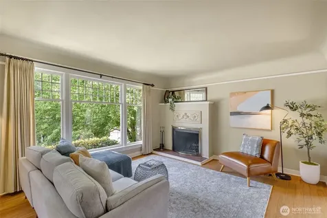 155 Florentia Street Seattle WA 98109