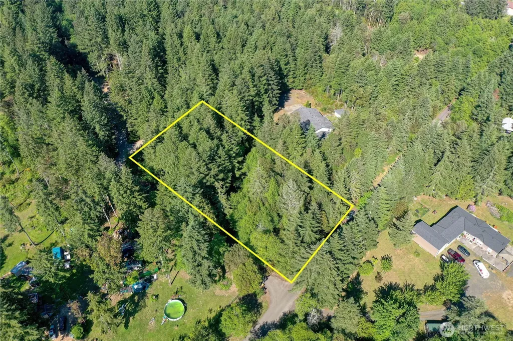20116 9th Street SW Lakebay WA 98349