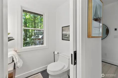 7026 Island Center Road NE Bainbridge Island WA 98110