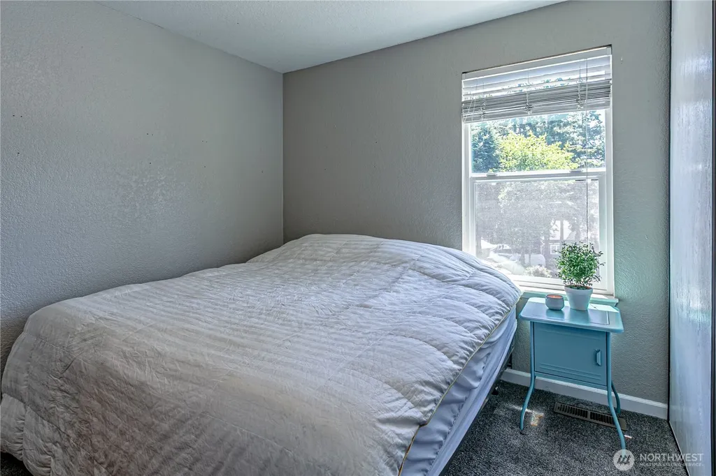 22344 122nd Avenue SE Kent WA 98031