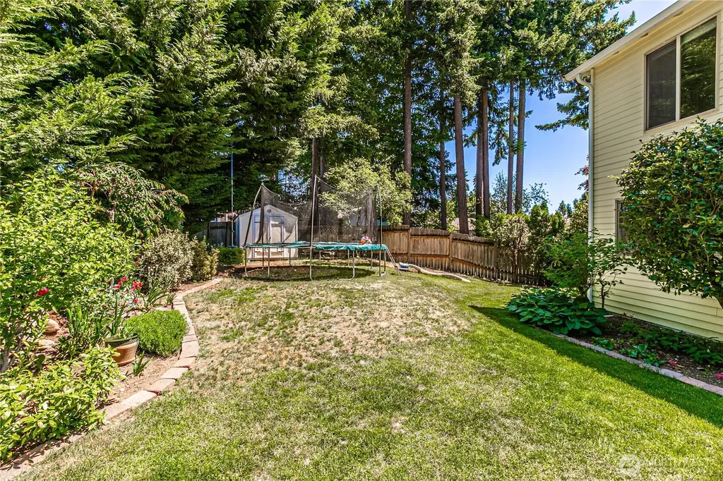22344 122nd Avenue SE Kent WA 98031