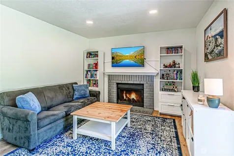 22344 122nd Avenue SE Kent WA 98031