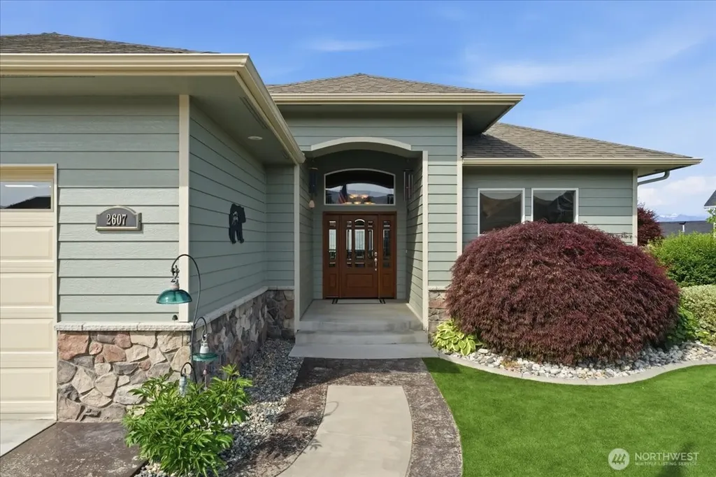 2607 Fancher Heights Boulevard East Wenatchee WA 98802