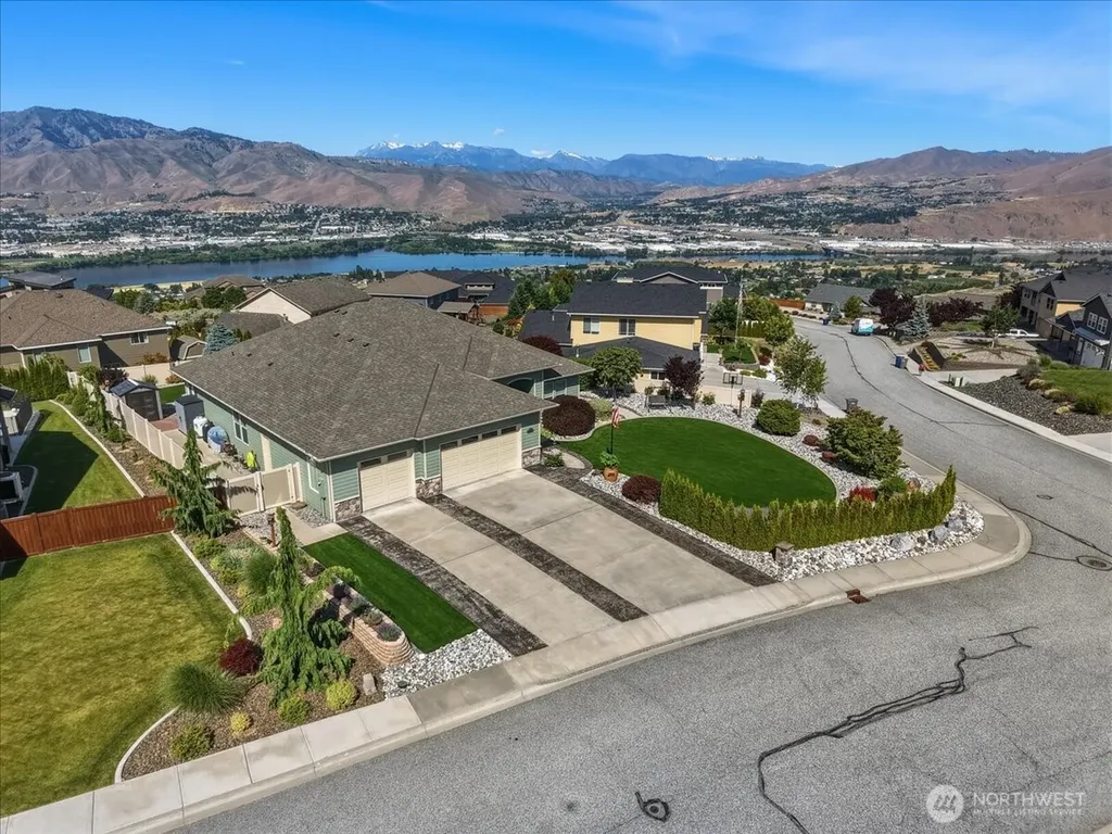 2607 Fancher Heights Boulevard East Wenatchee WA 98802