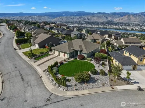 2607 Fancher Heights Boulevard East Wenatchee WA 98802
