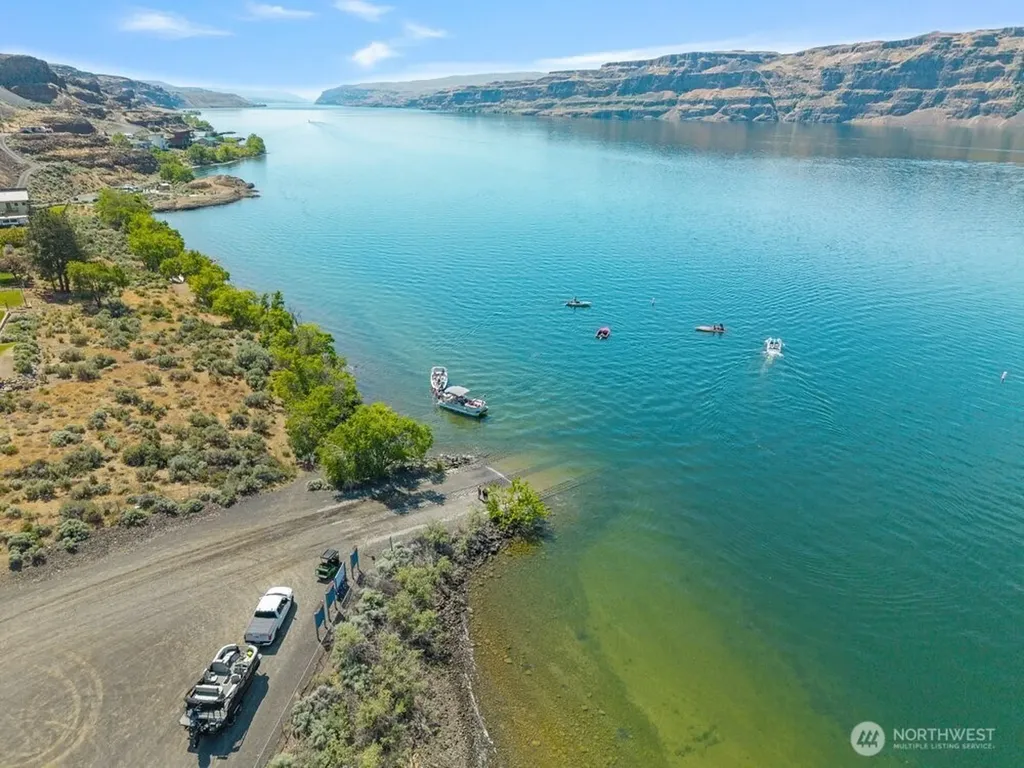 707 Hunter Avenue SW Quincy WA 98848