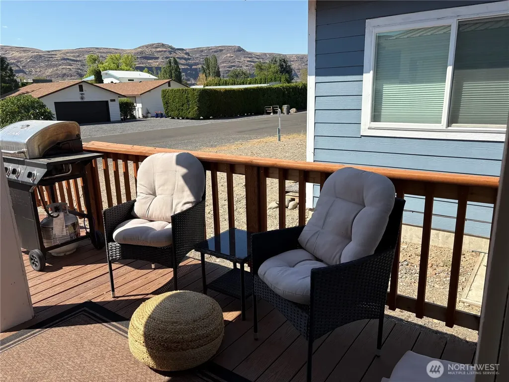 707 Hunter Avenue SW Quincy WA 98848