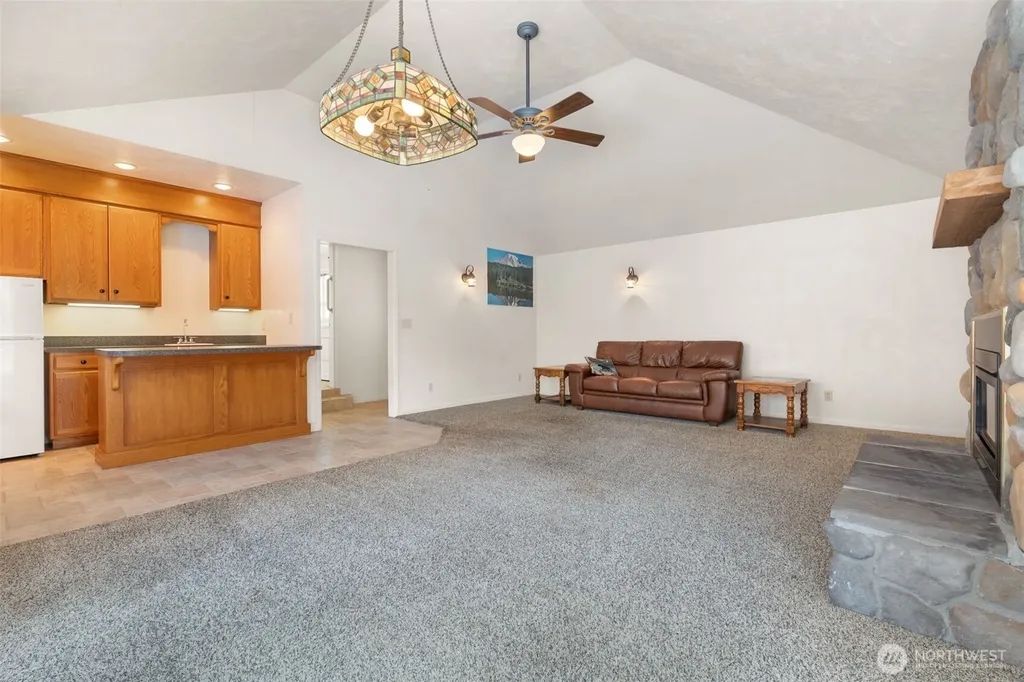 1631 SW Gails Chehalis WA 98532