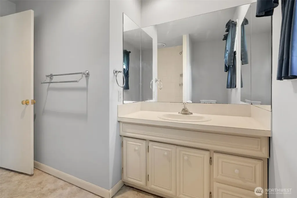 1631 SW Gails Chehalis WA 98532