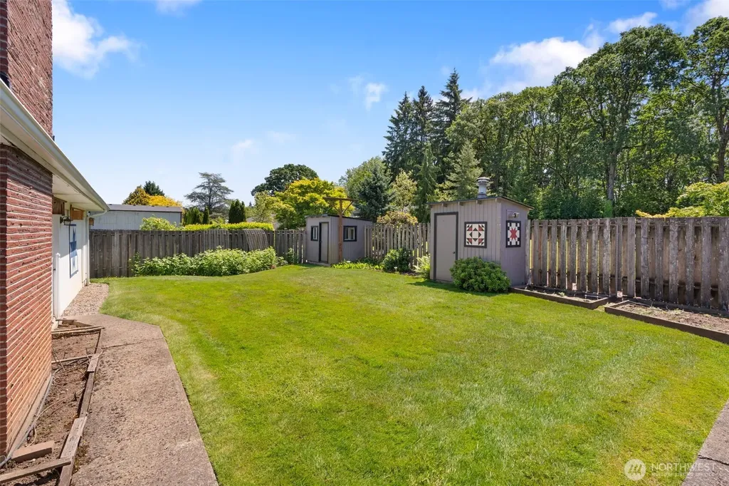 1631 SW Gails Chehalis WA 98532