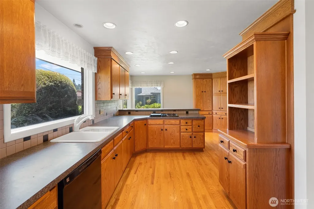 1631 SW Gails Chehalis WA 98532