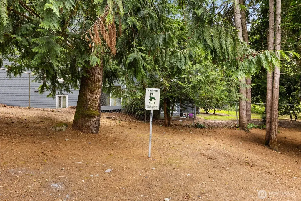 9494 Redmond-woodinville Road NE Redmond WA 98052