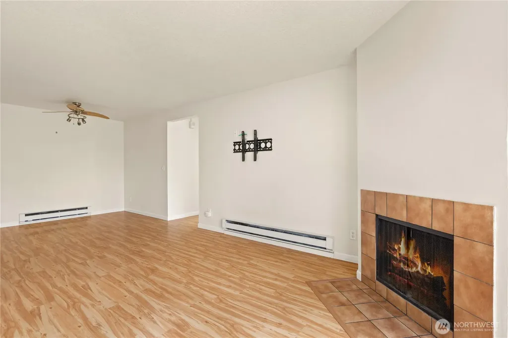 9494 Redmond-woodinville Road NE Redmond WA 98052