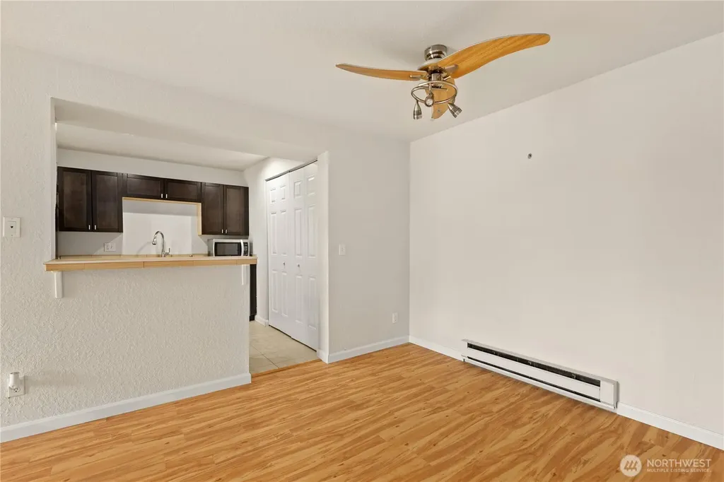 9494 Redmond-woodinville Road NE Redmond WA 98052