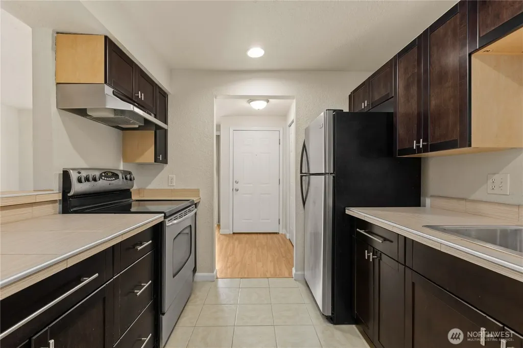 9494 Redmond-woodinville Road NE Redmond WA 98052