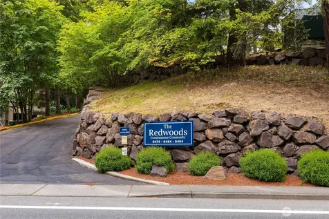 9494 Redmond-woodinville Road NE Redmond WA 98052