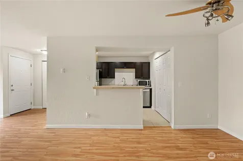 9494 Redmond-woodinville Road NE Redmond WA 98052