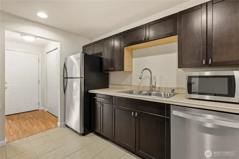 9494 Redmond-woodinville Road NE Redmond WA 98052