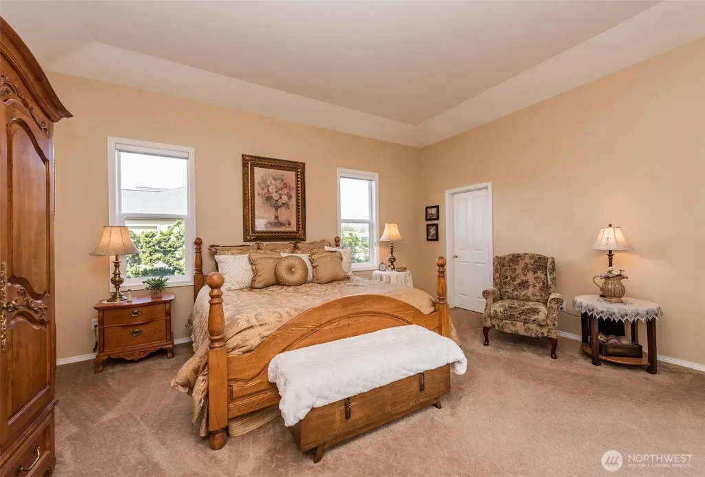 241 Lone Eagle Lane Sequim WA 98382