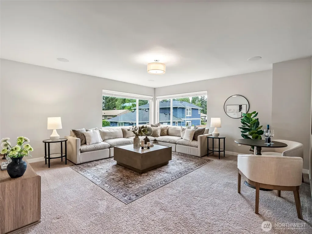 22407 96th Avenue W Edmonds WA 98020