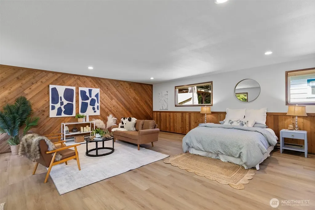 13893 John Street NE Bainbridge Island WA 98110