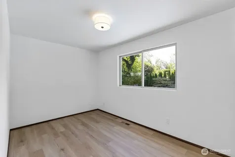 13893 John Street NE Bainbridge Island WA 98110