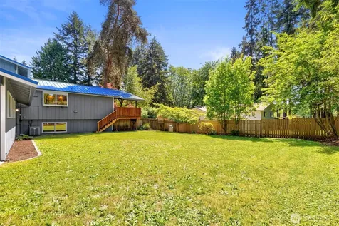 13893 John Street NE Bainbridge Island WA 98110