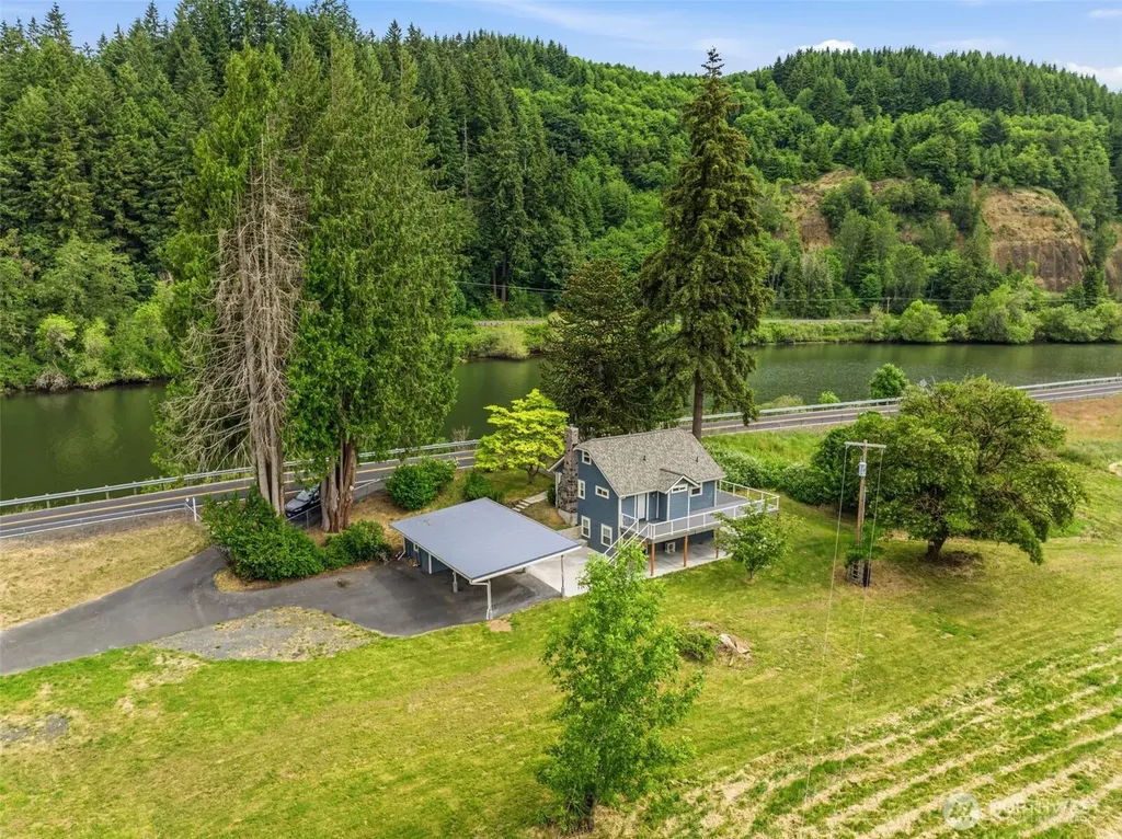 8203 Willow Grove Road Longview WA 98632