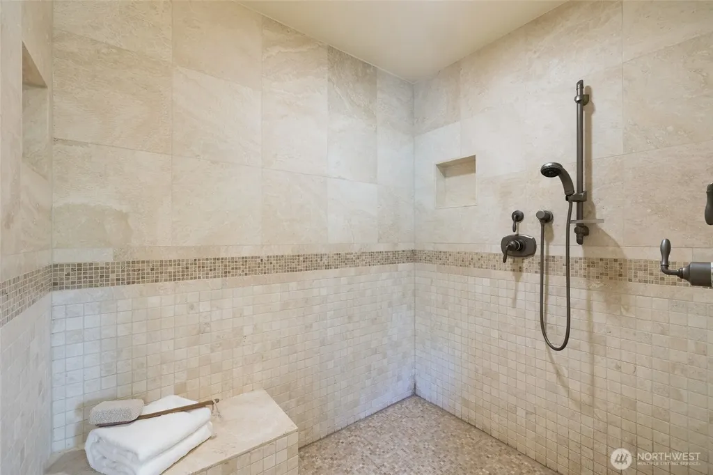 2416 96th Avenue NE Clyde Hill WA 98004