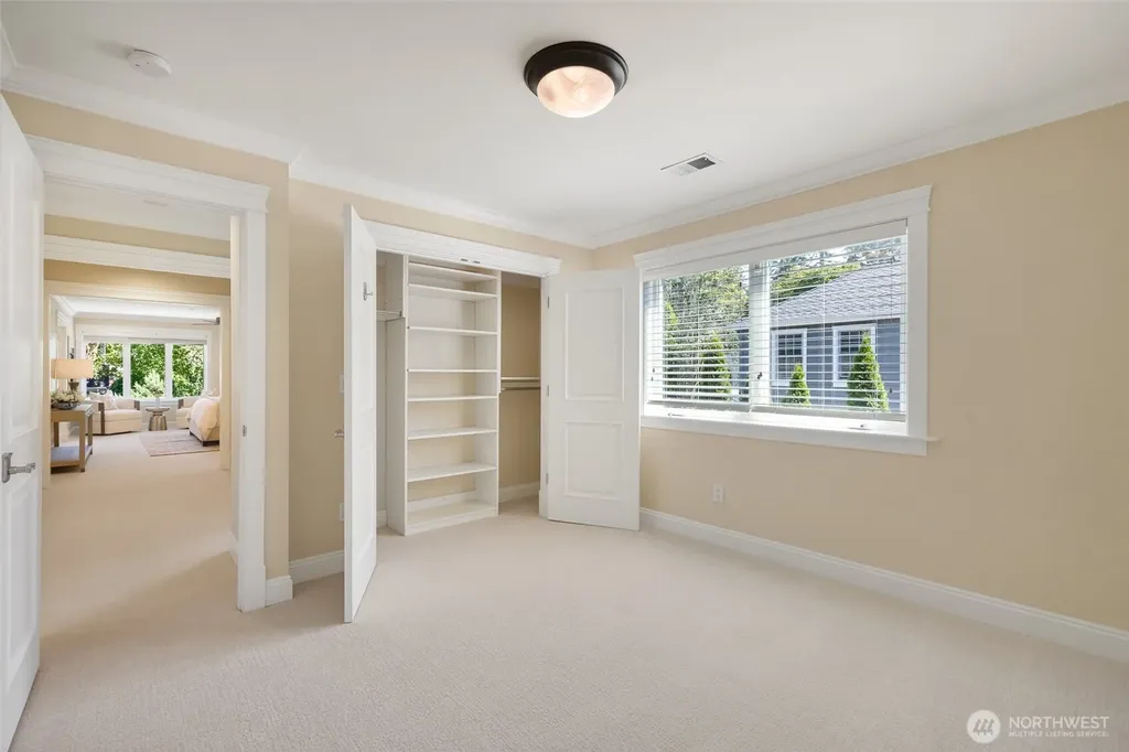 2416 96th Avenue NE Clyde Hill WA 98004