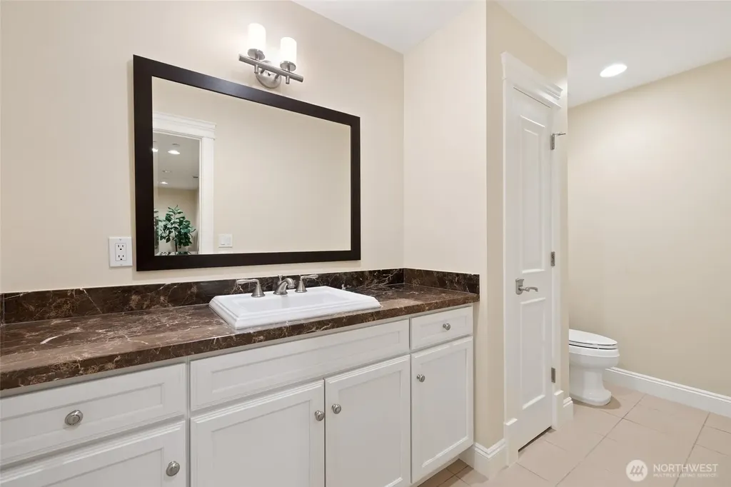 2416 96th Avenue NE Clyde Hill WA 98004