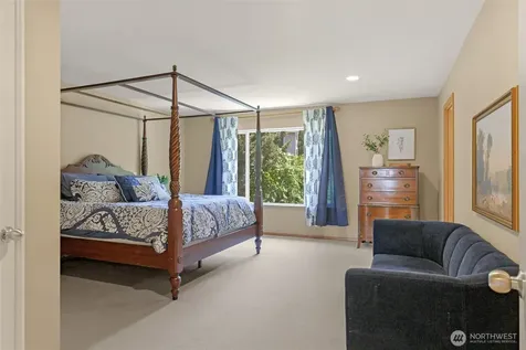 250 Pasco Drive NE Renton WA 98059