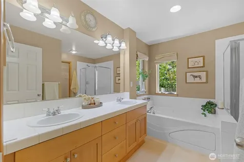 250 Pasco Drive NE Renton WA 98059