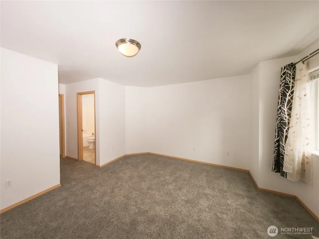 6115 209th Street NE Arlington WA 98223