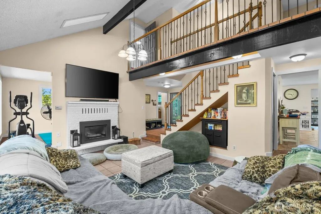 751 Hazzle Court Coupeville WA 98239