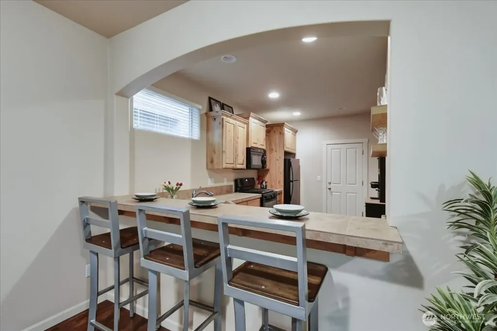 7405 NW 1st Place Vancouver WA 98665