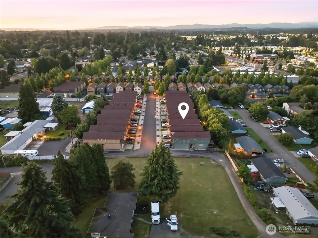7405 NW 1st Place Vancouver WA 98665