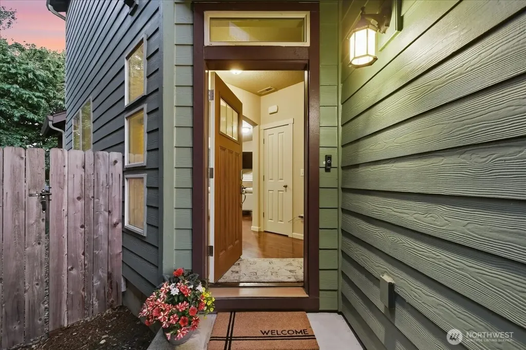 7405 NW 1st Place Vancouver WA 98665